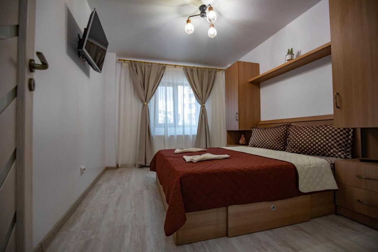 Apartament Natalia Тыргу-Окна Экстерьер фото